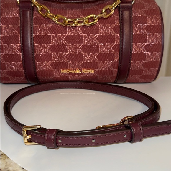 Michael Kors Zooey Medium Barrel Messenger Bag - Picture 6 of 10